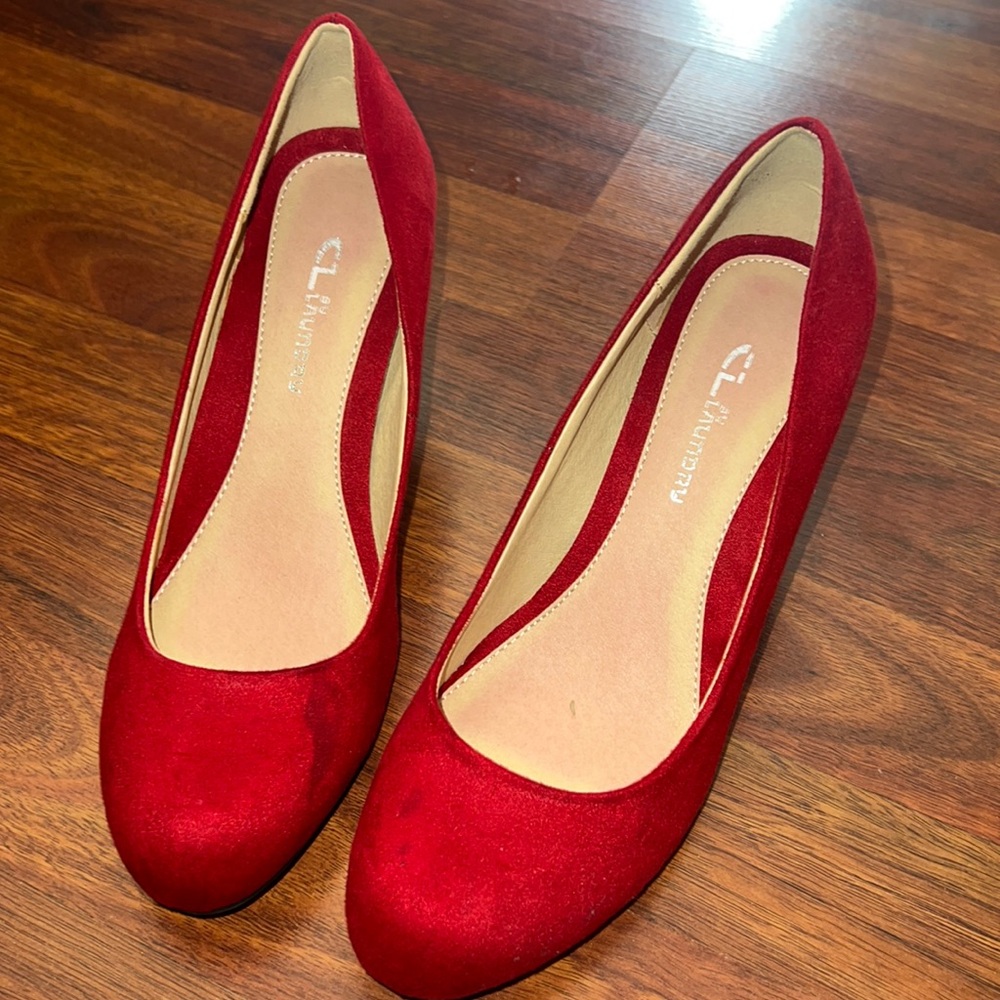 Women’s Heels, Size 8, Never Worn